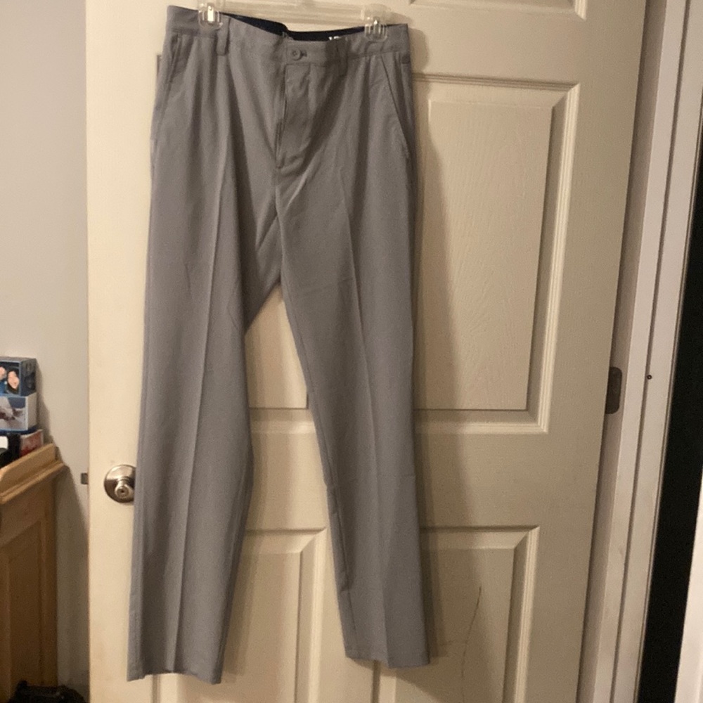 Men’s IZOD Gray Golf Pants SIZE 32x34